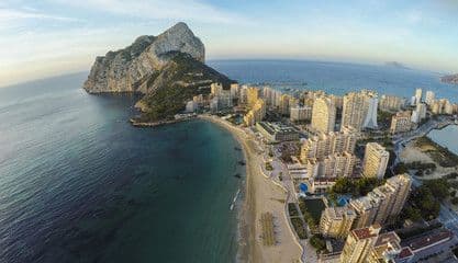 Costa de Calpe vista desde el mar